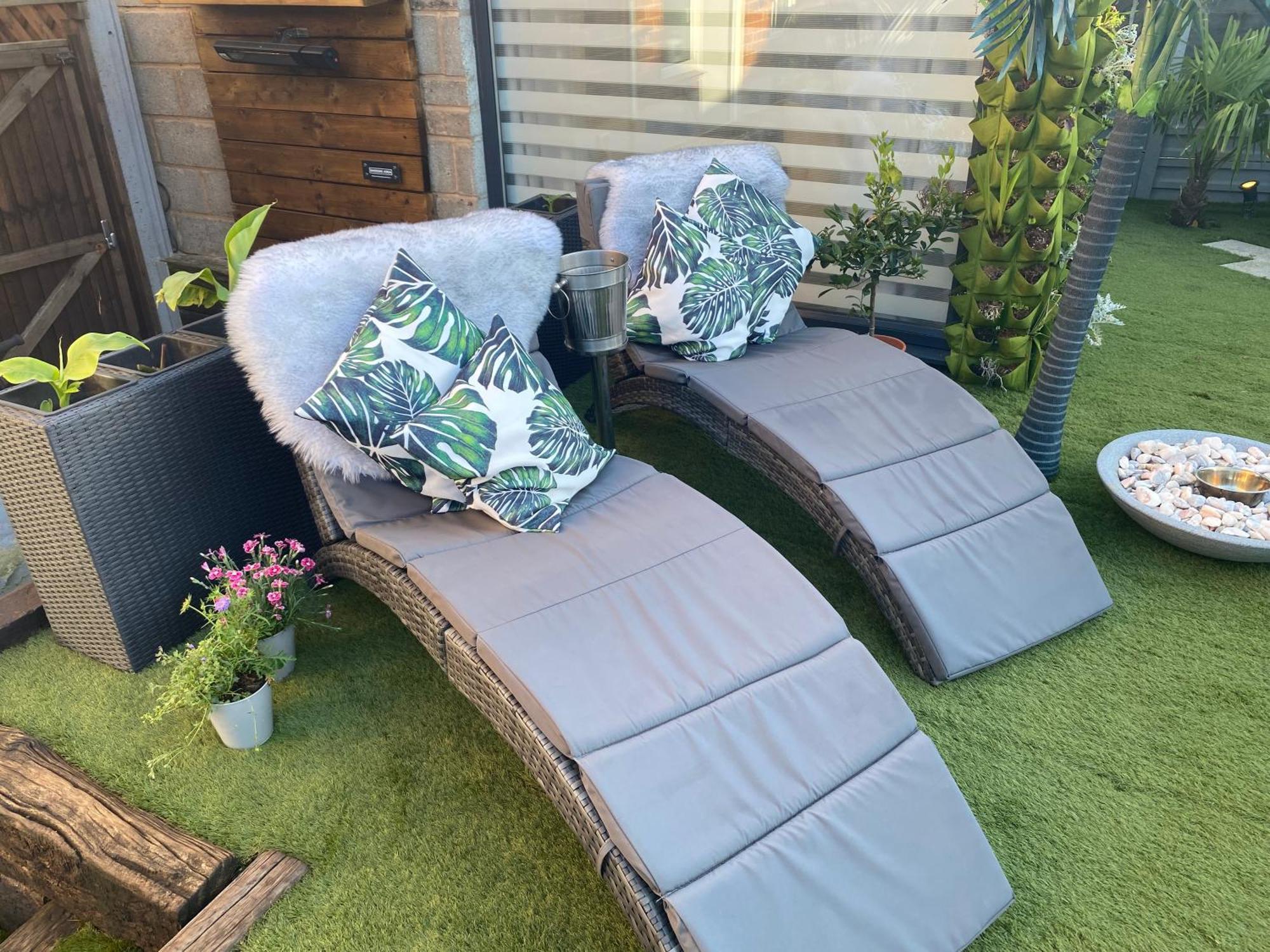 Mini Love Island Style Guest House Includes Personal Hot 24 Hour Swimming Pool, Outdoor Bathtub, Heated Dining Dome And Fire Pit, All This Is Secretly Located In The Busy Suburbs Of 노팅엄 외부 사진